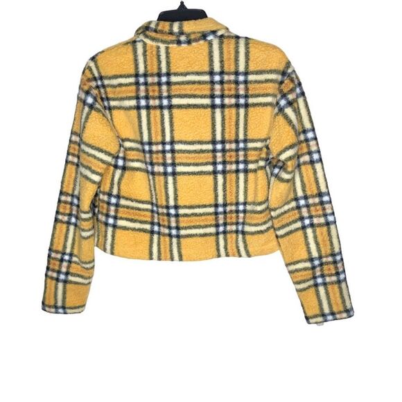 True Craft Juniors' Sherpa Shacket Cropped Yellow Yellow Plaid Size Small NWT - Picture 3 of 10